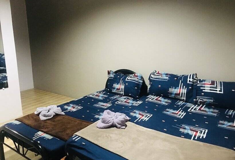 فندق صغير 2020 Travelers Inn