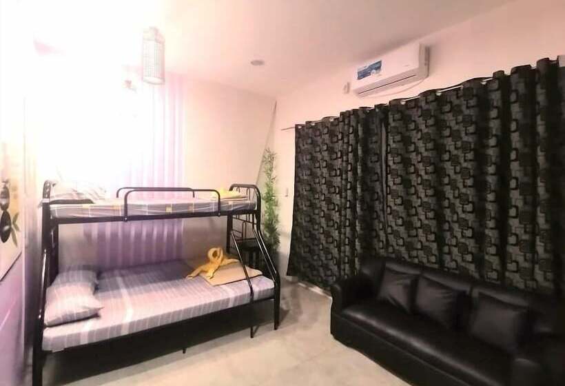 فندق صغير 2020 Travelers Inn