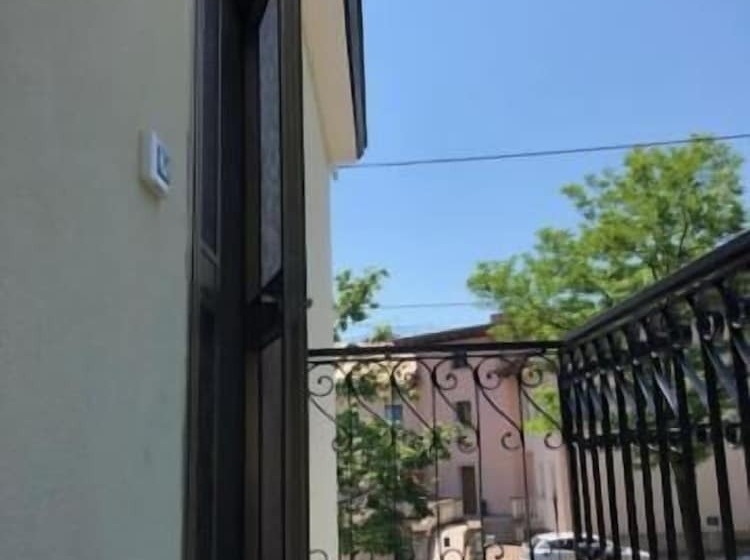 پانسیون Venice View Guesthouse