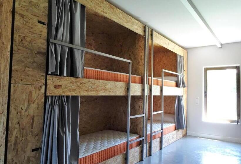 Albergue Santiago 15 Monforte