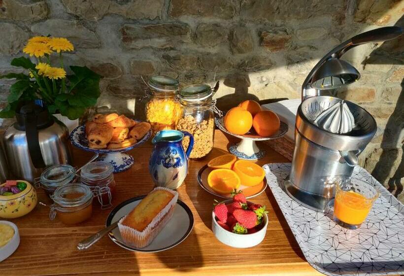 مبيت وإفطار Les Fleurs Du Mont