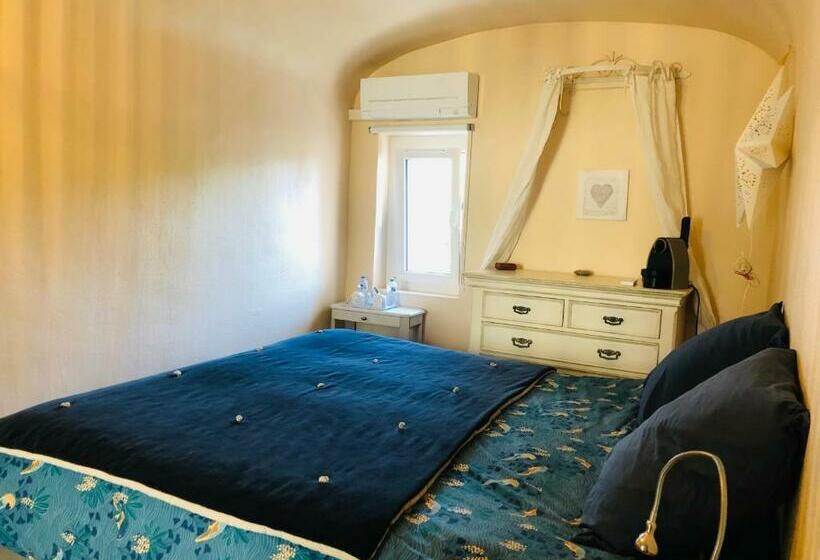 Bed and Breakfast Maison Des Bourgades