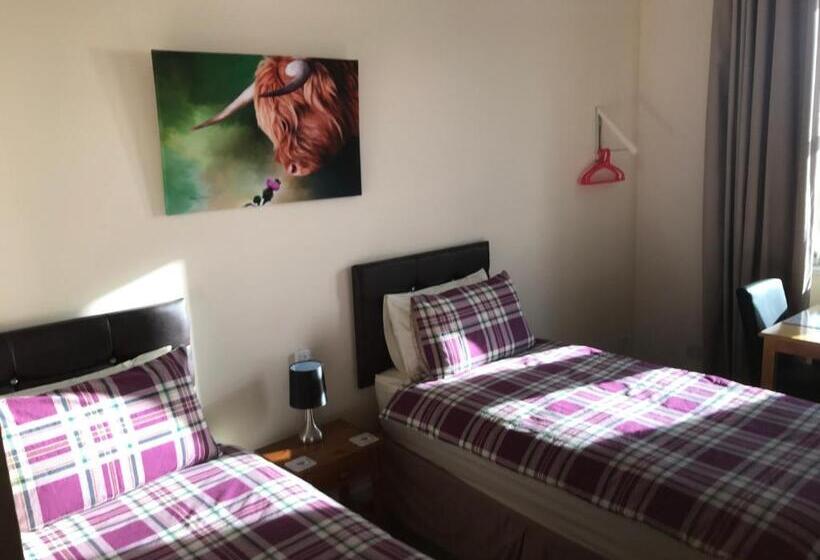 بنسيون Eilidh’s Guest House