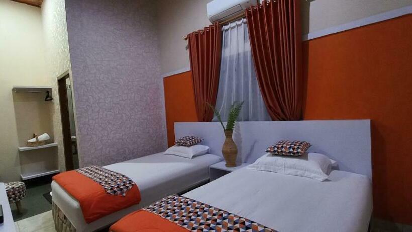 פנסיון House Of Runsia Guesthouse