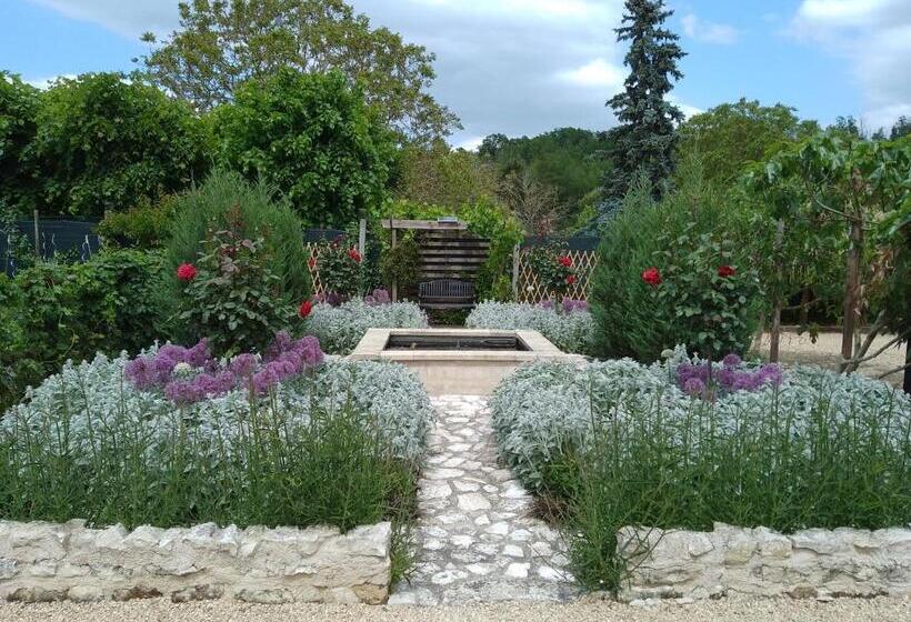 بنسيون The Piggeries At La Maison Tumtum Arbre