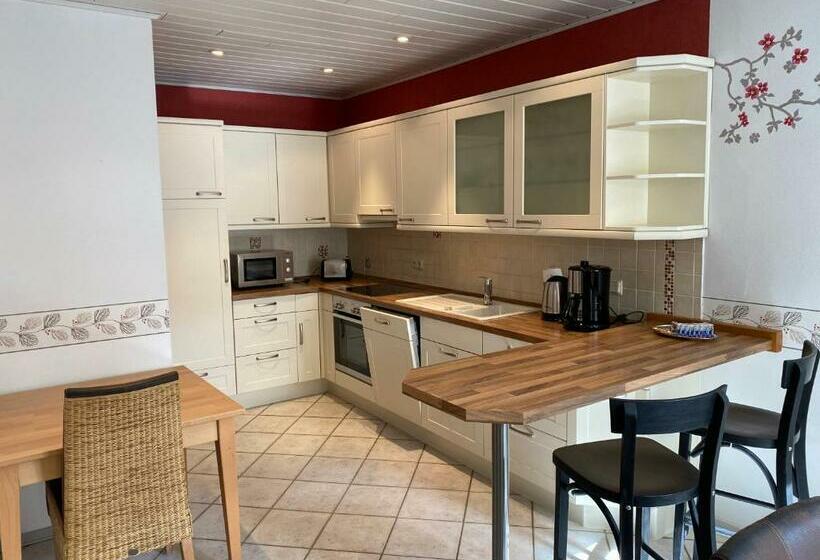 ペンション Winzerhaus Im Oberdorf   Fewo U Zimmer   Auch Kombinierbar