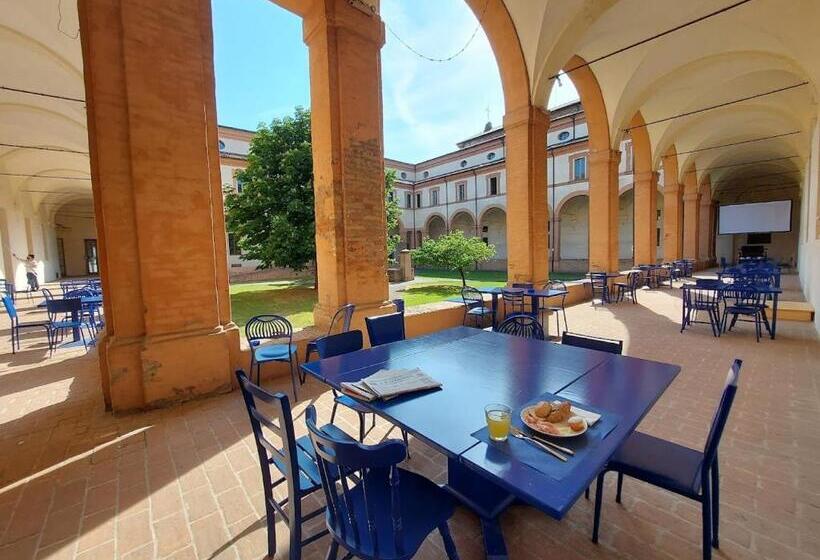 הוסטל Antico Convento San Francesco