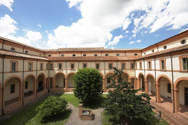 הוסטל Antico Convento San Francesco