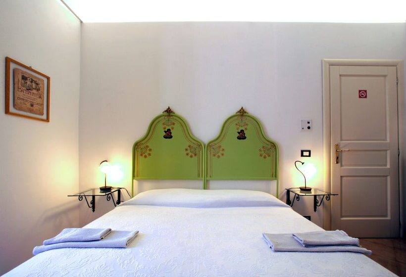 تختخواب و صبحانه Novecento