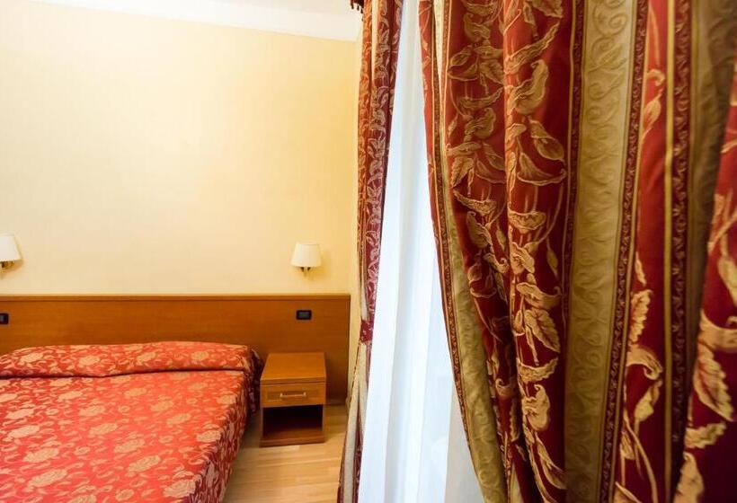 Funny Palace Hostel