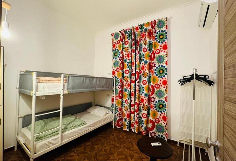Hostel Mancini Naples
