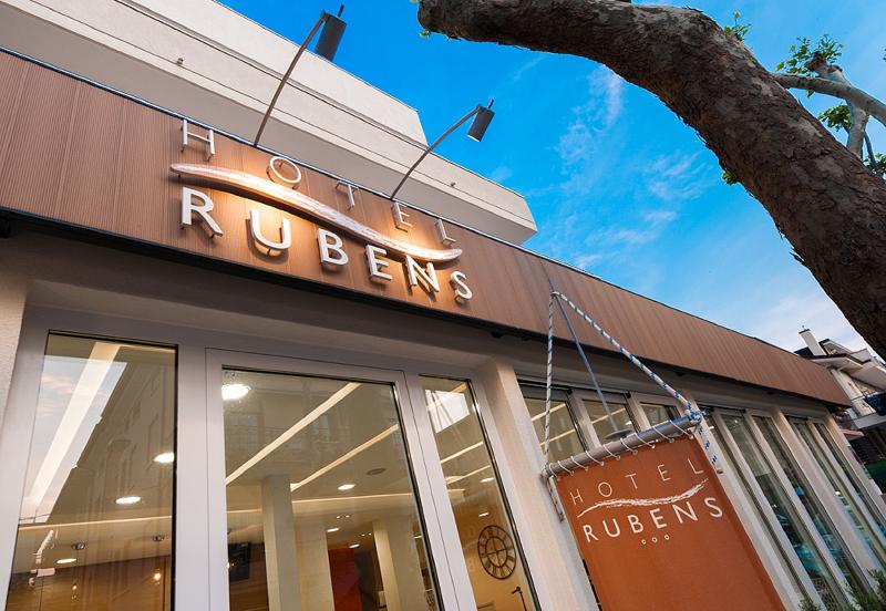 هتل Rubens