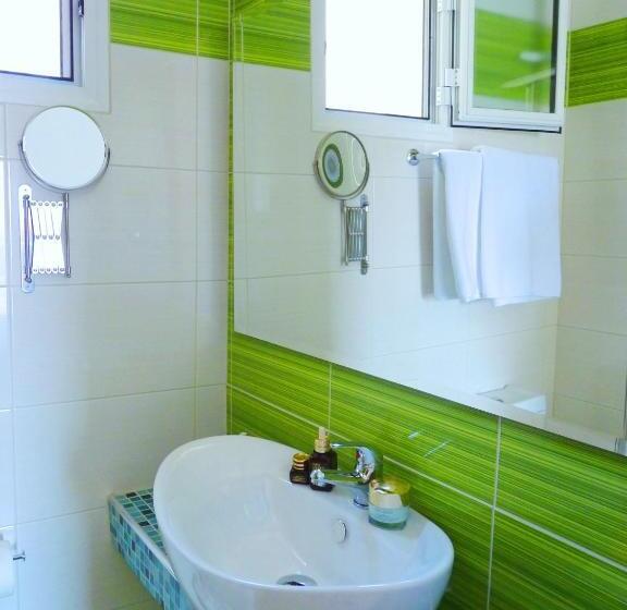 בית מלון כפרי Stratos