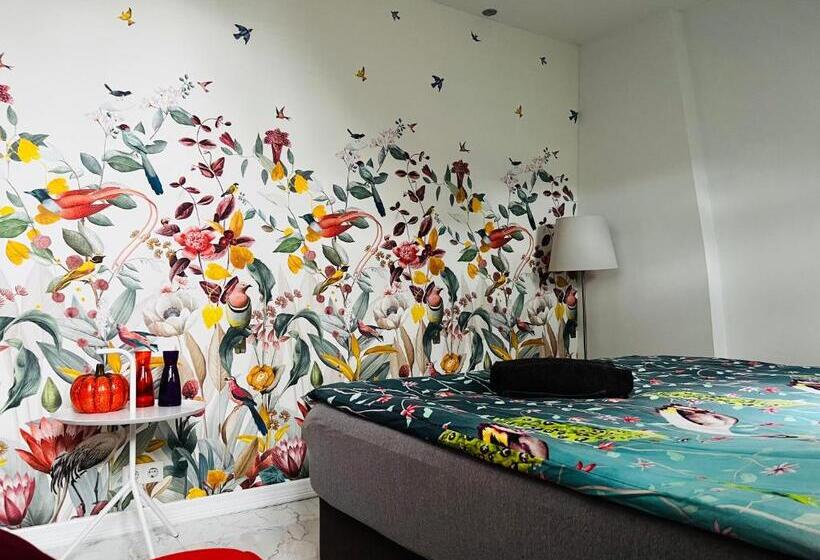 تختخواب و صبحانه Chez Hélène Luxury Bnb