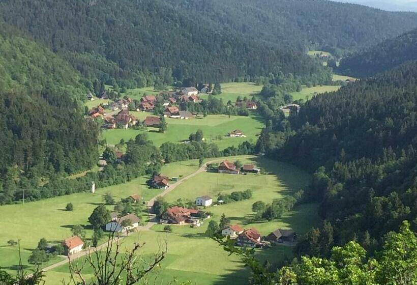 צימר Gästehaus Adler Albtal