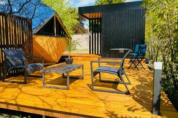 تختخواب و صبحانه La Réserve De L Aube   Hébergements Insolites Luxe Et Design
