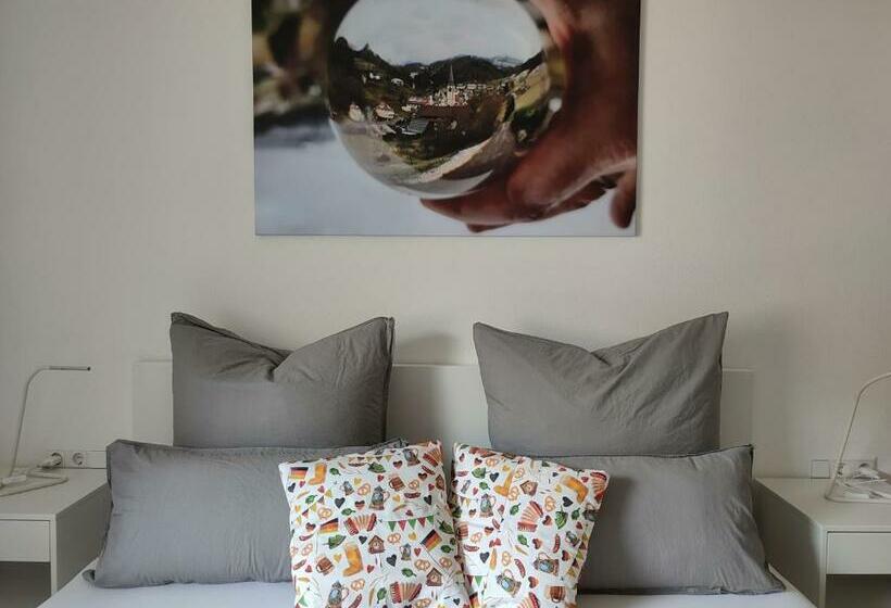 Bed and Breakfast Steepleview House