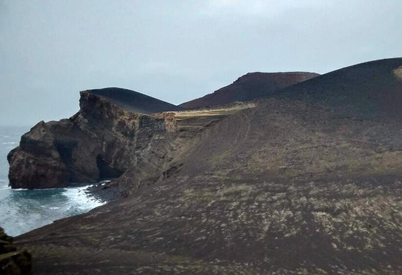 Faial Cottage B&b