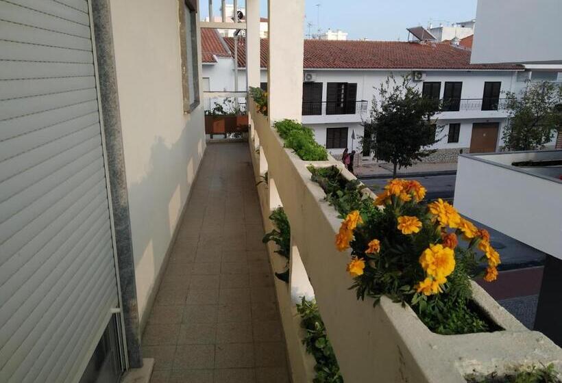 פנסיון Forever São Brás