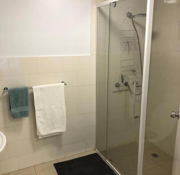 پانسیون Happy Valley Studio