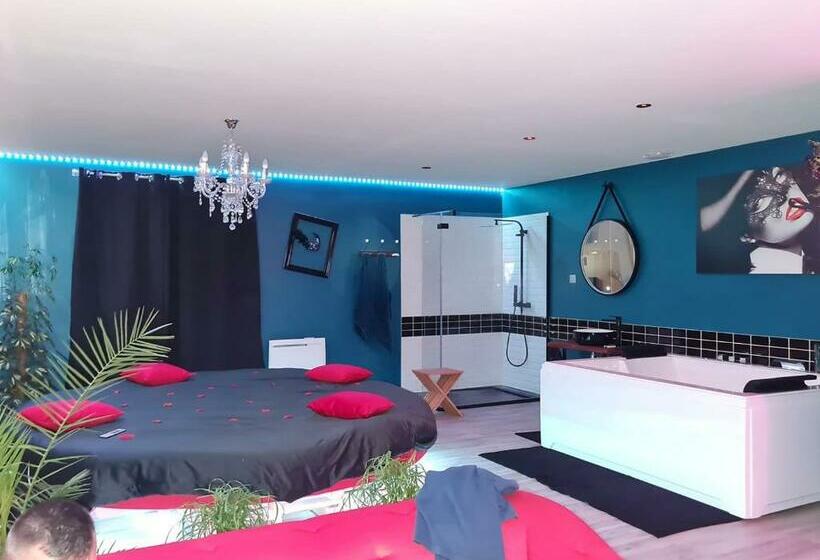 פנסיון Nuit Insolite Room Love