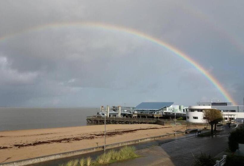 بنسيون Lieu Unique Et Romantique Face Mer