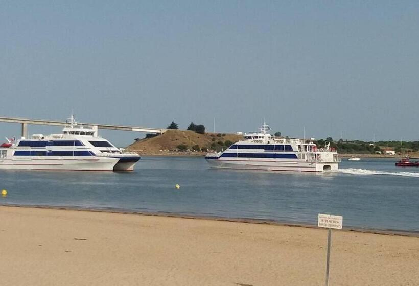 بنسيون Lieu Unique Et Romantique Face Mer