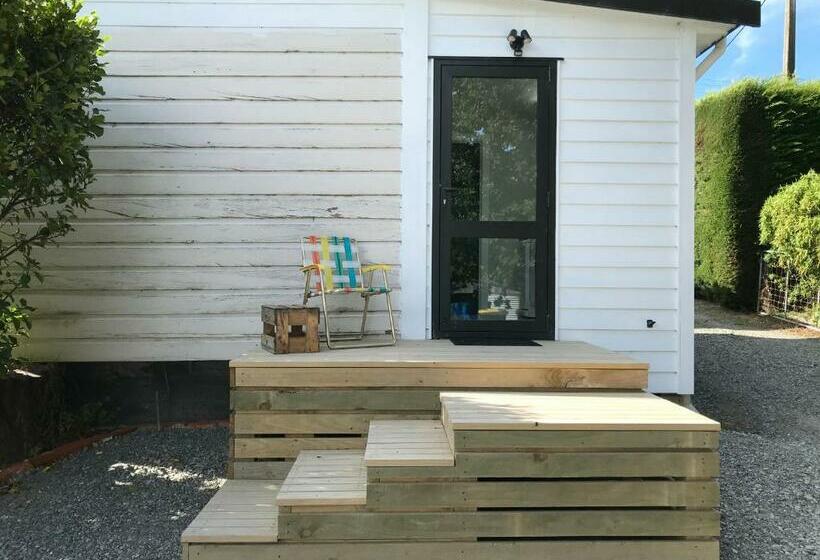 פנסיון Stump Cottage