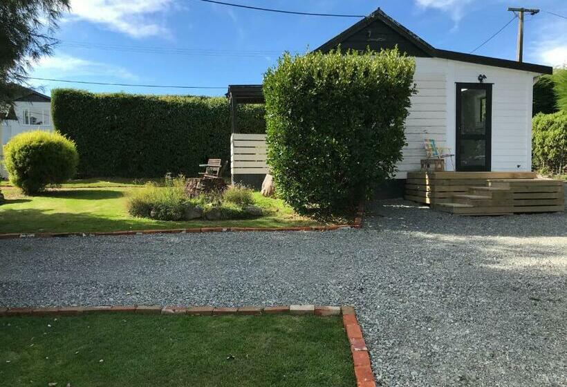 פנסיון Stump Cottage