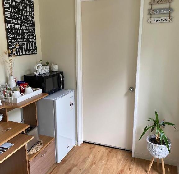 پانسیون The Willow Guest Suite