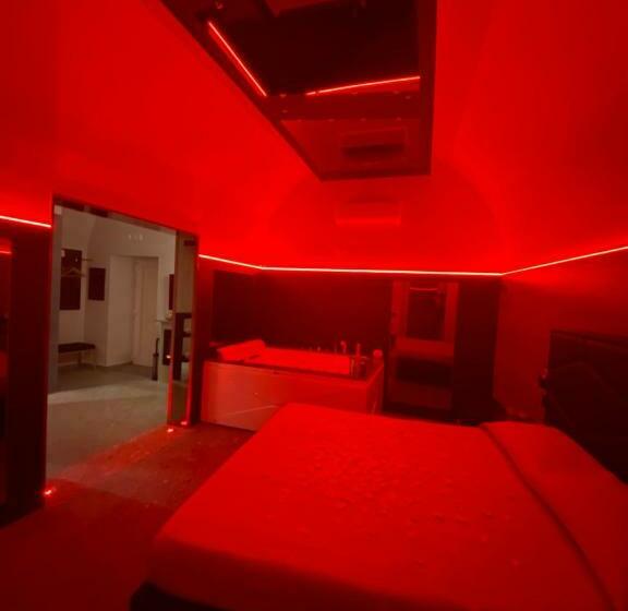 צימר Rebel Suite Love