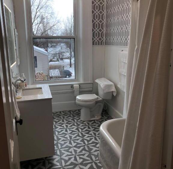 Пансион Suite 3 Eighteen