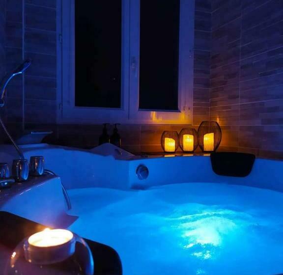 مبيت وإفطار A L Orée Des Pins   Gite Et Spa De 30 M2  Home Cinéma Et Massage En Sup