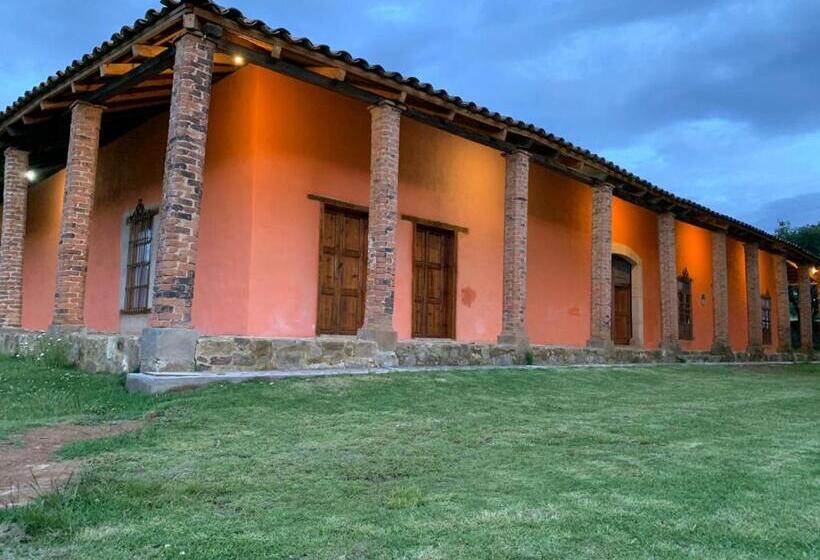 هتل Antigua Hacienda Metepec