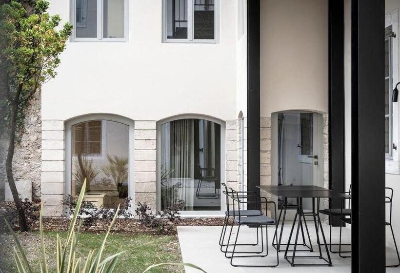 هتل Monastero Arx Vivendi