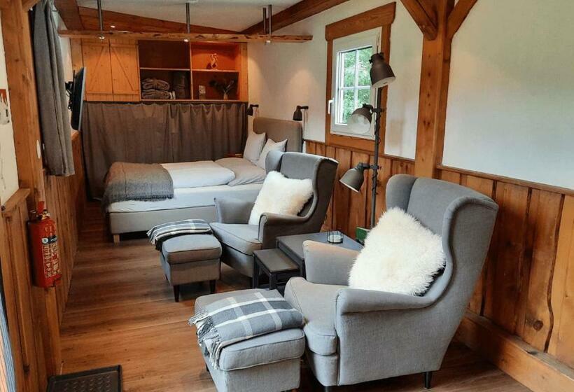 膳宿费 Living Legends   Tiny House Auf Den Wiesen Der Edermühle