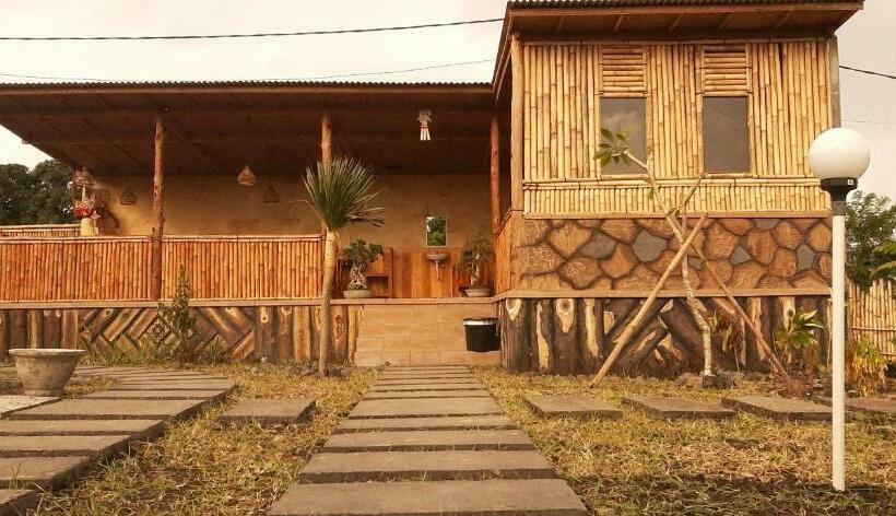 펜션 Manik Tirta Cabin S