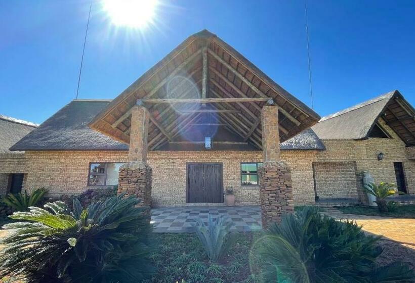 بنسيون The Vaal Guesthouse