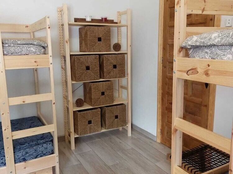 Zenia Hostel