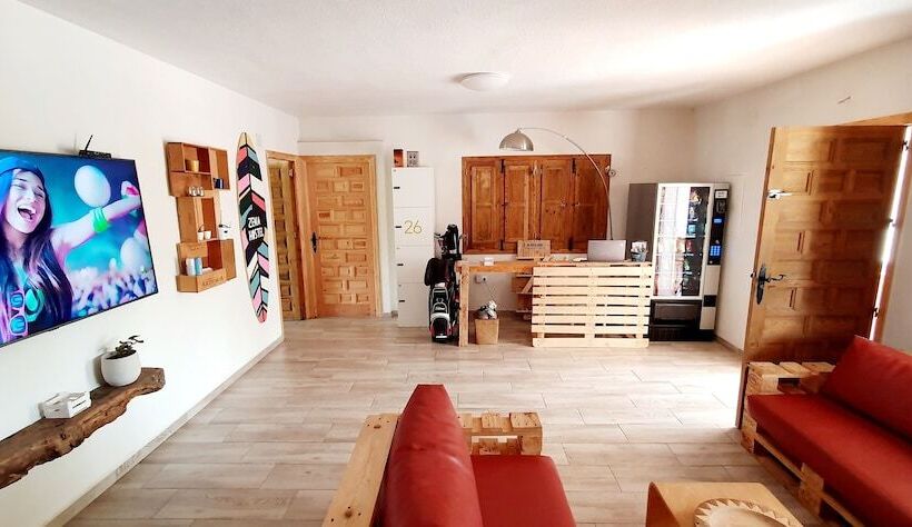 Zenia Hostel
