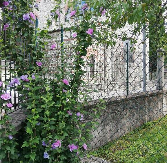 B&b Villa Rosella Appartamento Completo Di Camera Matrimoniale E 2 Letti Singoli