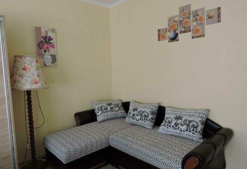 펜션 Melinda Apartman