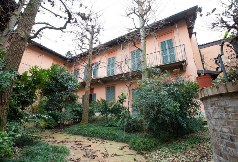 ペンション Villa Grande Con Stanze, Bagni E Giardino