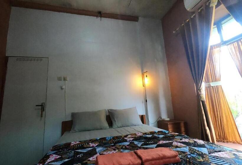 Owl Hostel Karimunjawa