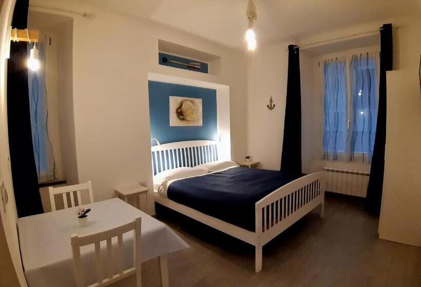 تختخواب و صبحانه A Due Passi Da