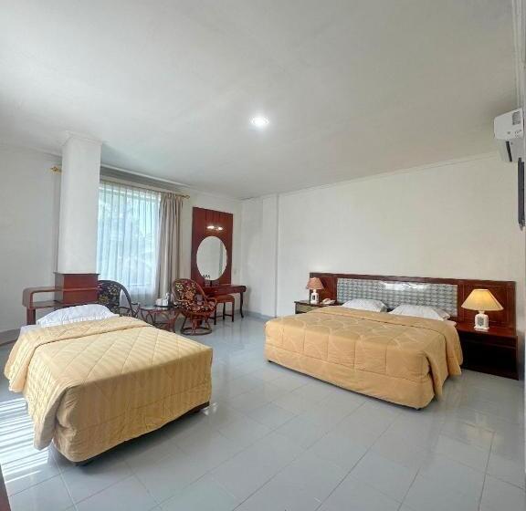 فندق Wisata Indah Sibolga