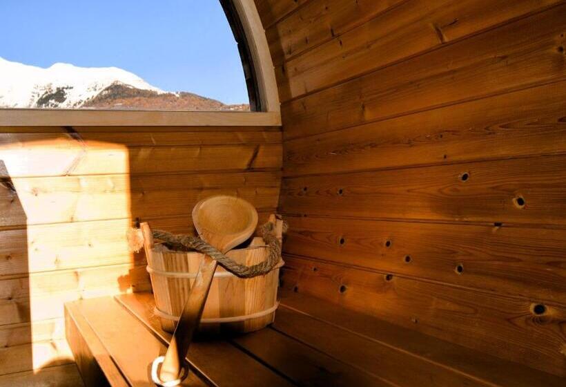 צימר Kulinarik & Geniesser Hôtel Strauss