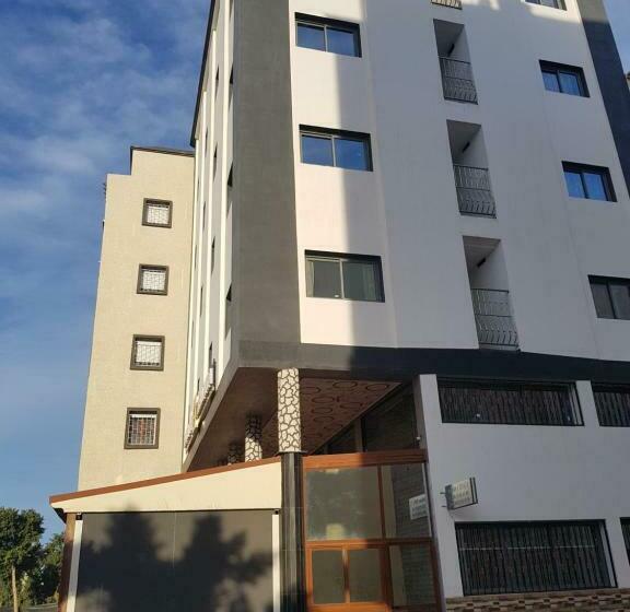 فندق Zellaka Hôtel & Café