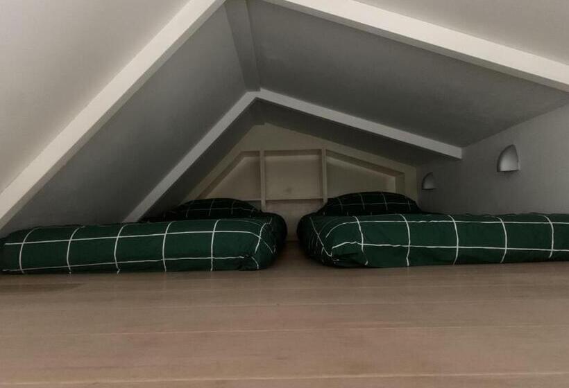 צימר Aangenaam Op De Rijn, Woonboot, Inclusief Privé Sauna