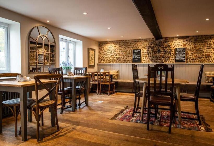 مبيت وإفطار The Three Horseshoes